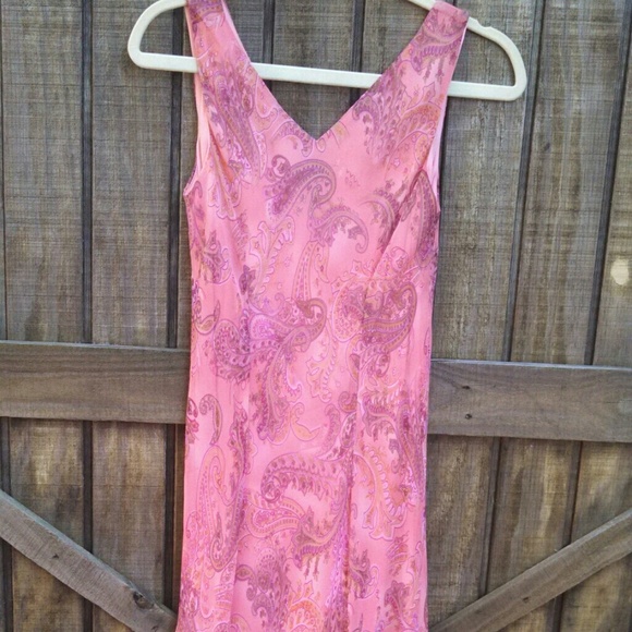 Pink/orange Paisley