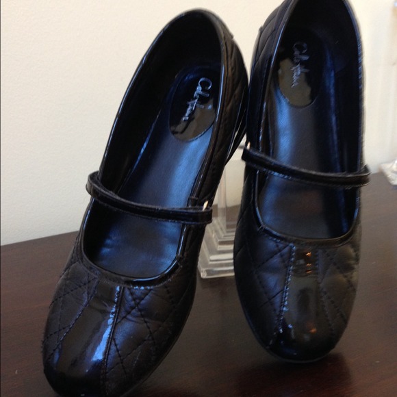 SOLD!!Cole Haan kids black quilted Mary Janes