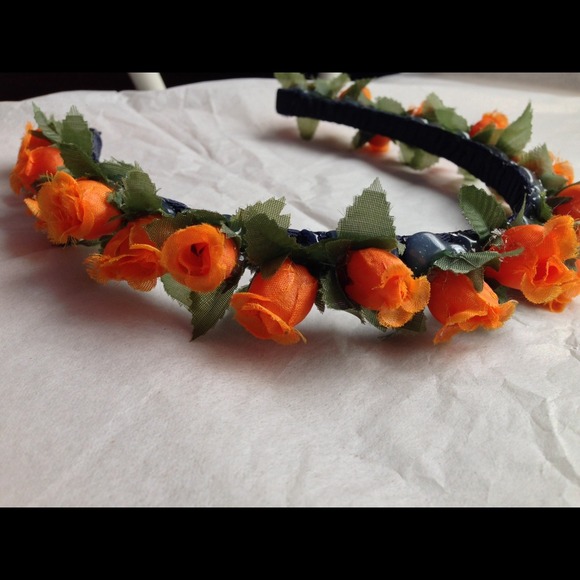 Orange rose crown