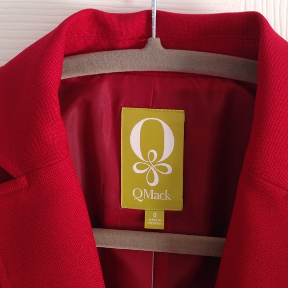 Brand new attractive red Jacket size 0 - Picture 1 of 4
