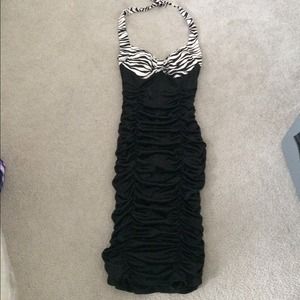 MID LENGTH runched halter dress