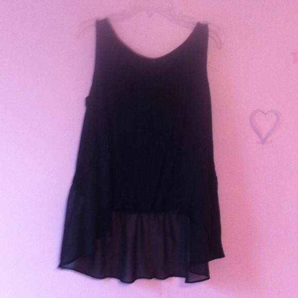 Hi Low black top
