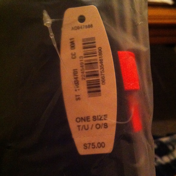 Decided to keep 2014 Victoria Secret ST. Barth's - Picture 4 of 4