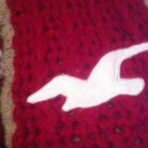 Hollister knitted scarf