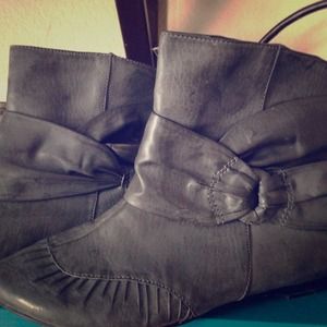 Ankle boots