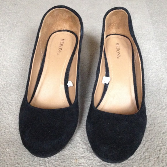 Black suede wedges