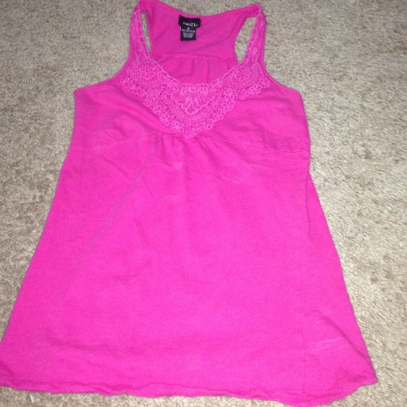 Pink tank top