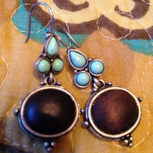 Black/Turquoise Color Silver earrings NWOT - Picture 1 of 2