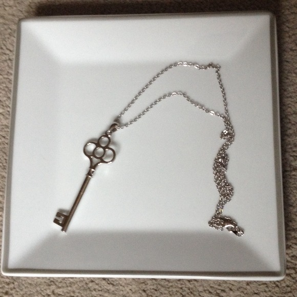 Key necklace