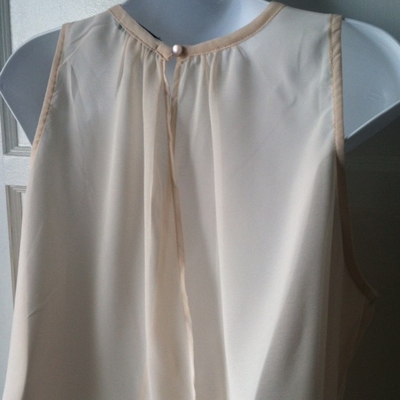 SOLD - Sheer Top - Picture 3 of 4