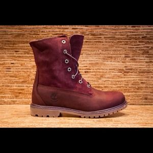Burgundy Timberland Boots!
