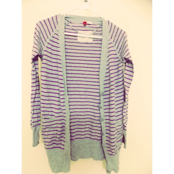 ❌SOLD❌Striped cardigan