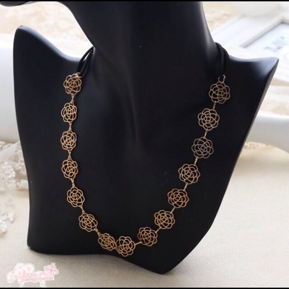 SOLD IN BUNDLE Metallic Rose Hair Band - Picture 2 of 2