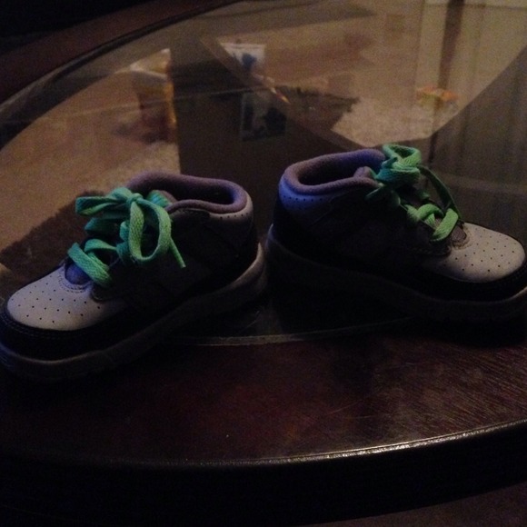 sold in bundle - Picture 2 of 4