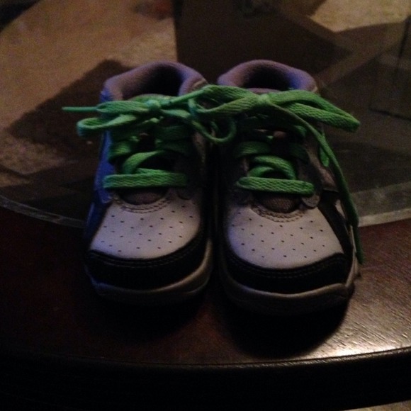 sold in bundle - Picture 3 of 4