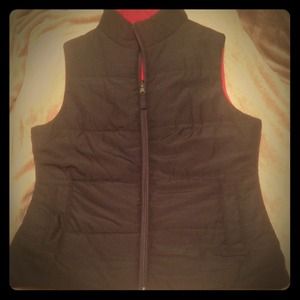 REVERSIBLE! Black and red puffy vest