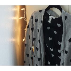 heart-patterned cardigan