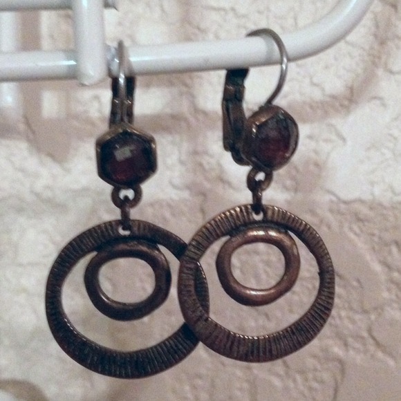 Cute Bronze Earrings w Brown Jewel