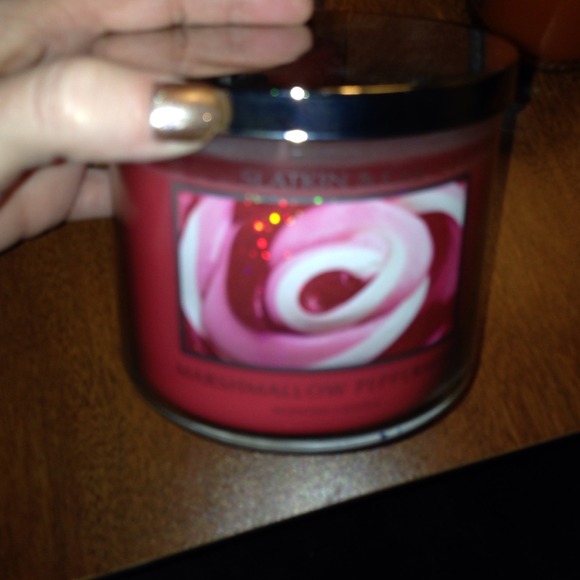 ❌Hold❌Bath and Body Works Candle