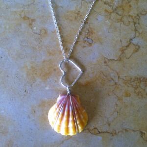 PENDING Sunrise shell necklace