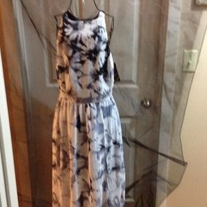 NEW black white long dress, side slit skirt 🌷