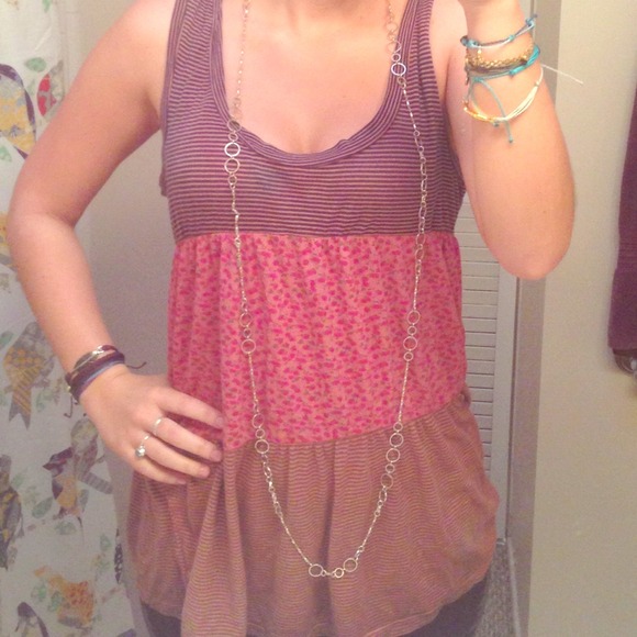 FREE W/ PURCHASE: Long circle necklace!!