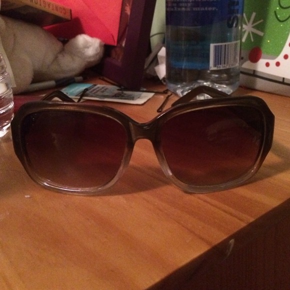 Jessica Simpson Sunglasses