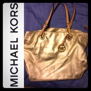 Authentic Michael Kors bag 💕