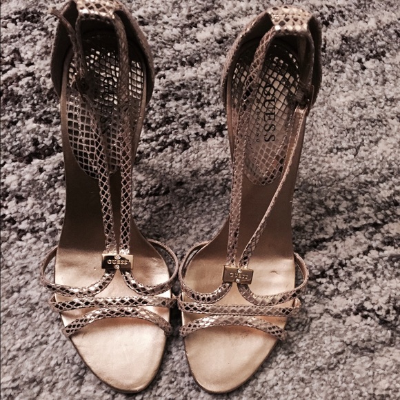 Guess shoes/ heels (gold)