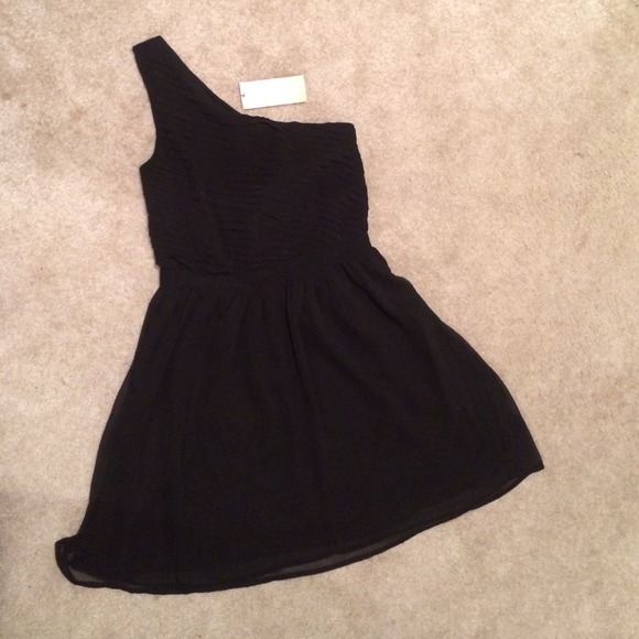Black one shoulder dress
