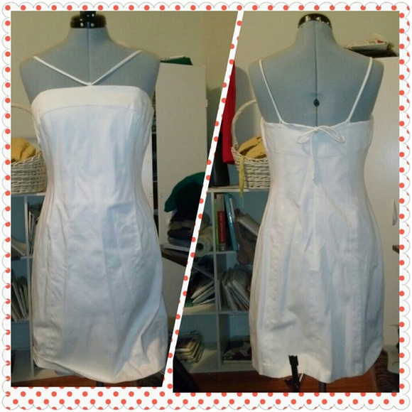 White halter style dress White house/Black market