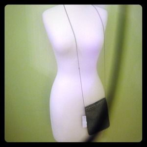 small sparkly chain purse