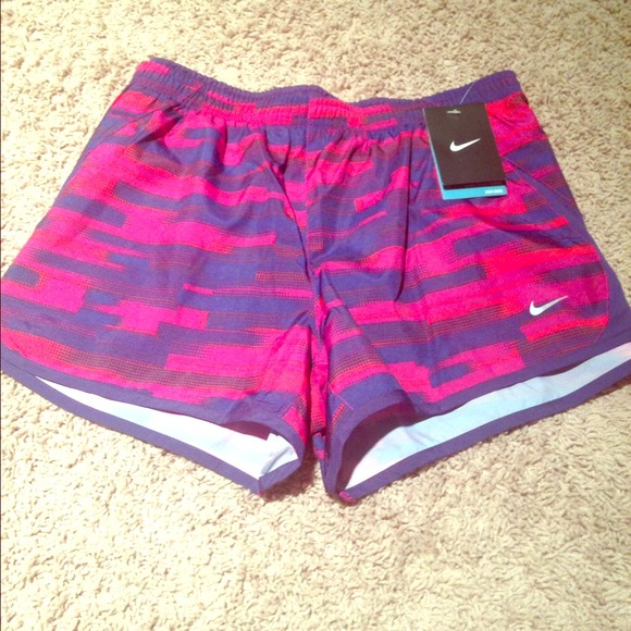 Nike Printed Running Shorts (hot pink and purple)