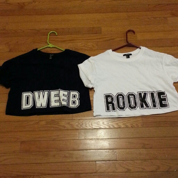 *BUNDLE* Two forever21 crop tops
