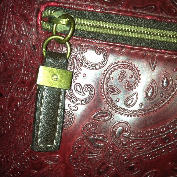 Relic Handbag Burgundy ***ON SALE***!!! - Picture 4 of 4