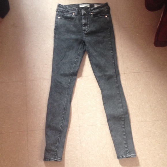 Dark wash denim high-waisted jeans - Picture 2 of 4