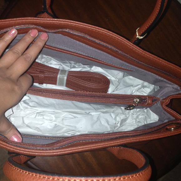 💎🆕Burnt Tan Celebrity Handbag🆕💎 - Picture 4 of 4