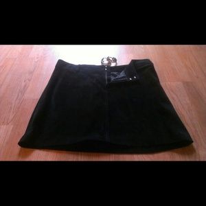 Blk mini Suade Sk (price reduced)