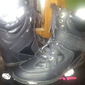 Size 10 Black Leather Wedge Sneakers