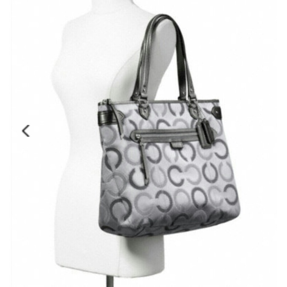 ☆★SOLD★☆ Silver/Grey Coach Tote - Picture 2 of 4