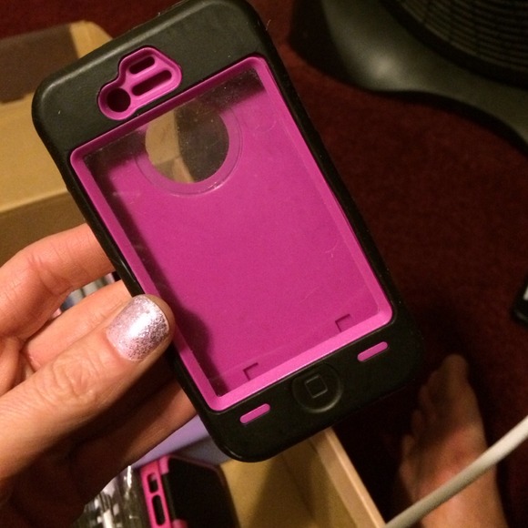 iPhone 4S case 🔑🔑🔑on hold until 2/26🔑🔑🔑