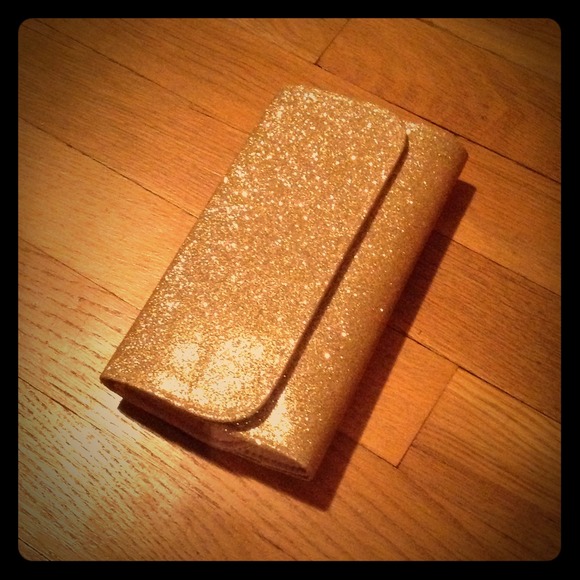 Gold Magnetic Makeup-Brush Holder