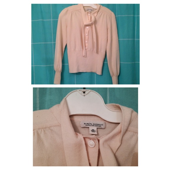 Banana republic off white sweater