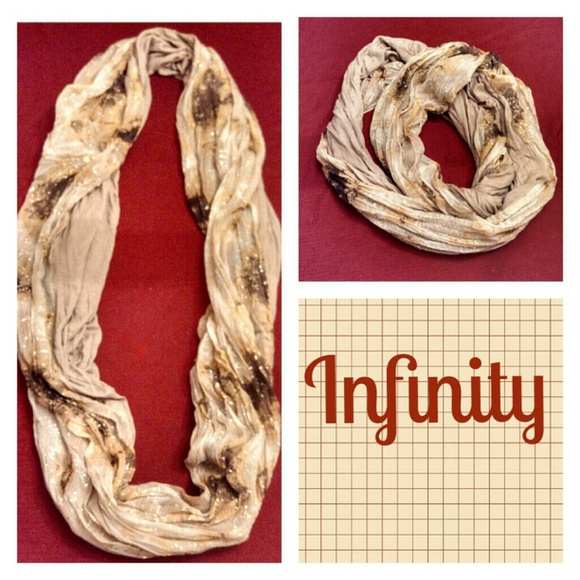 Earth infinity scarf