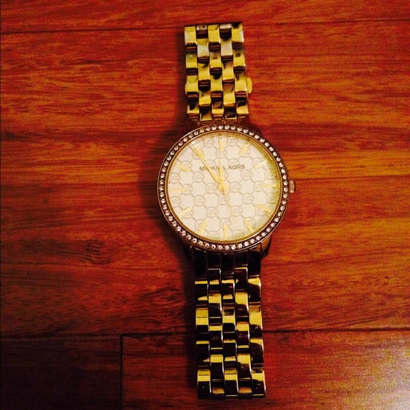 SOLD Michael Kors watch - Picture 2 of 3