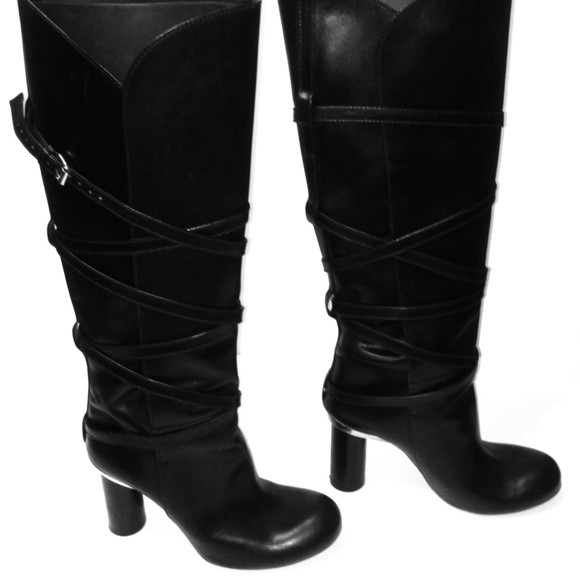 Catherine Malandrino High Fashion Strap Boot, 39