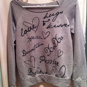 Cute gray sweatshirt with words about love on it