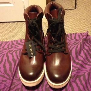 🚫SOLD🚫🔥Maroon Platform Ankle Sneaker Bootie🔥