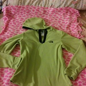 *Reduced**NorthFace fleece hoodie