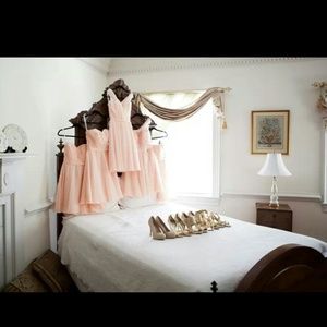 HP! Light peach sweetheart dress